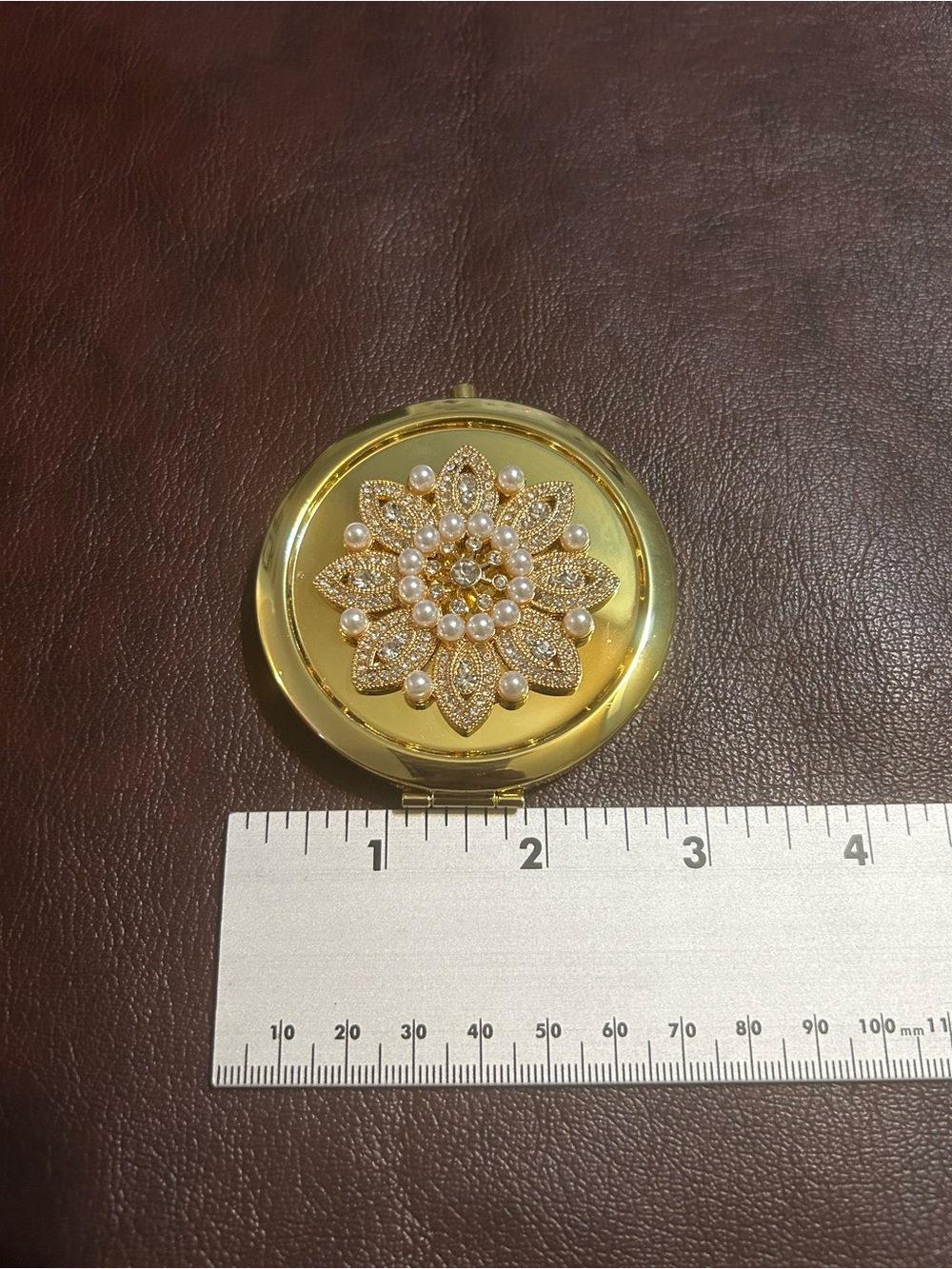 Vintage Gold Pearl Floral Compact Mirror - Women Jewelry